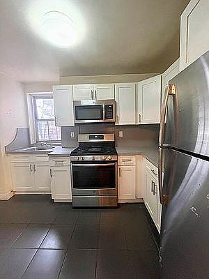 5th image of 166-11 Highland Ave #4C