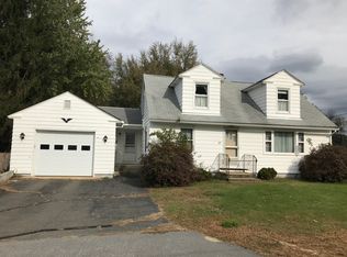 27 Smith St, Athol, MA 01331