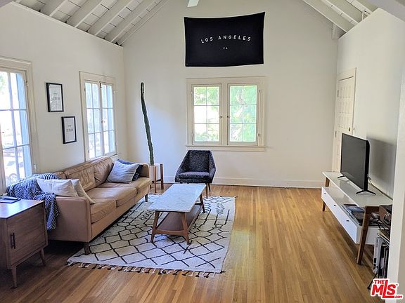 3rd image of 1003 Alfred St #1/2