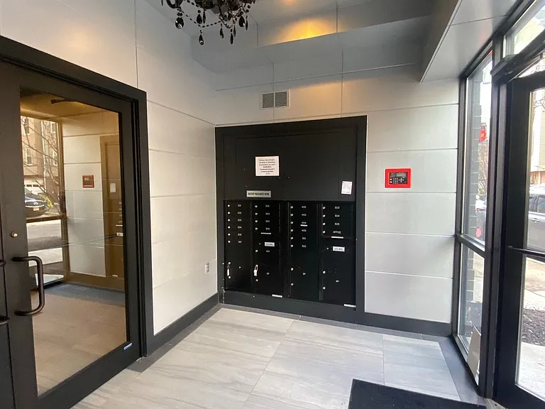 The Rebeka Residence: A Symphony of Luxury in Modern Living — Photo 13