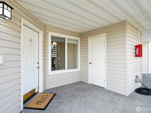 11130 SE 208th Street #K101, Kent, WA 98031