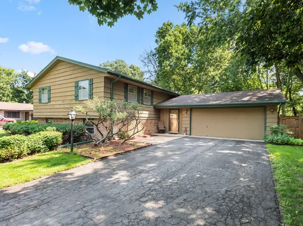 13309 Dana Dr, Burnsville, MN 55337