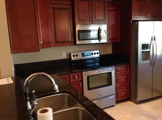 3800 Rokeby Ave, Chesapeake, VA 23325