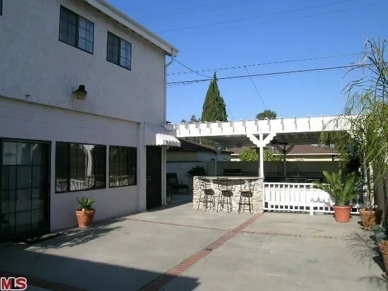 6037 Comey Ave #6037 — Photo 34