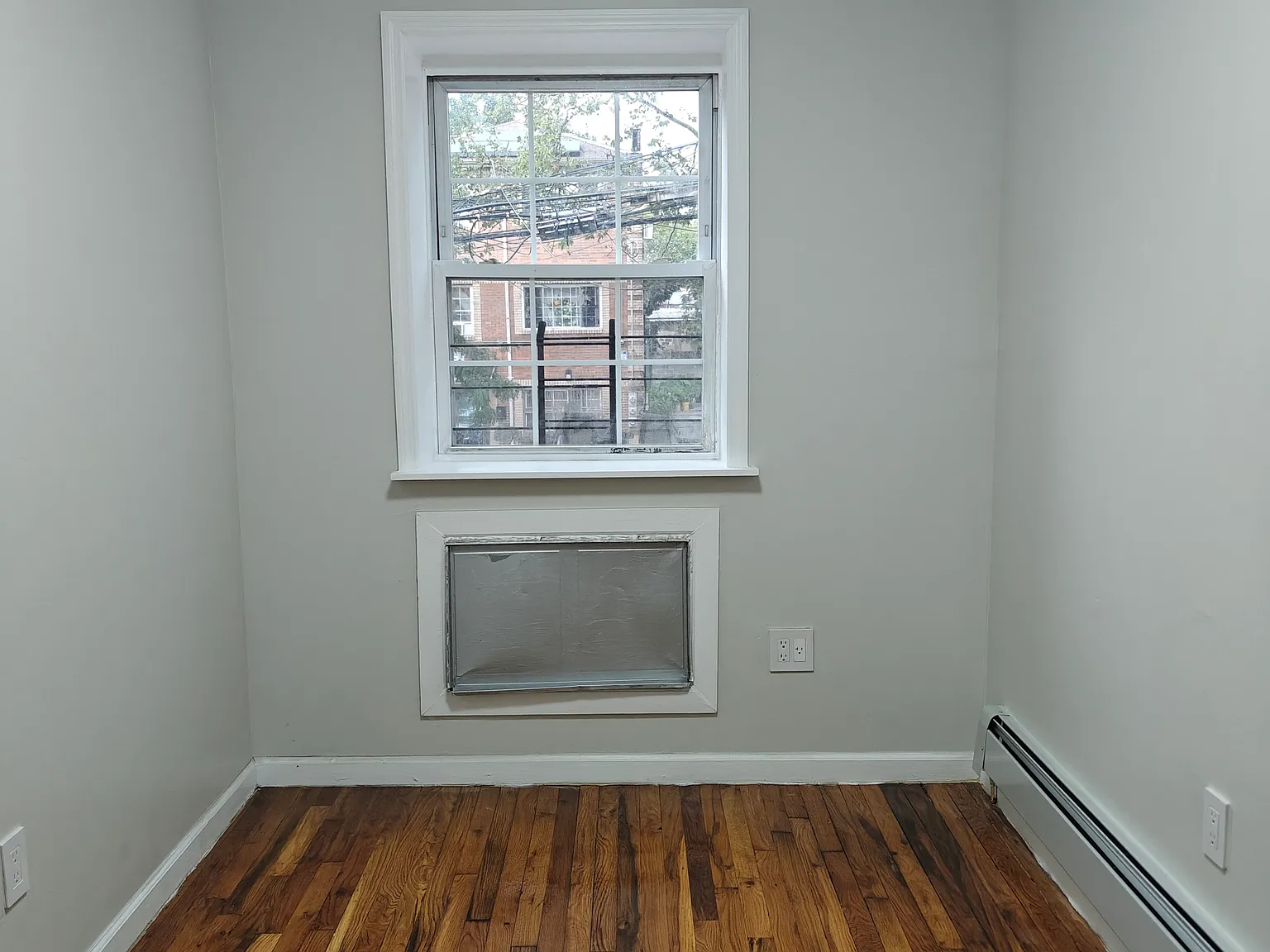 3 bed, $3,200 — Photo 2