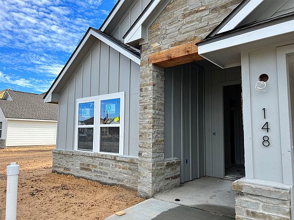 2nd image of 148 Brazos Bnd