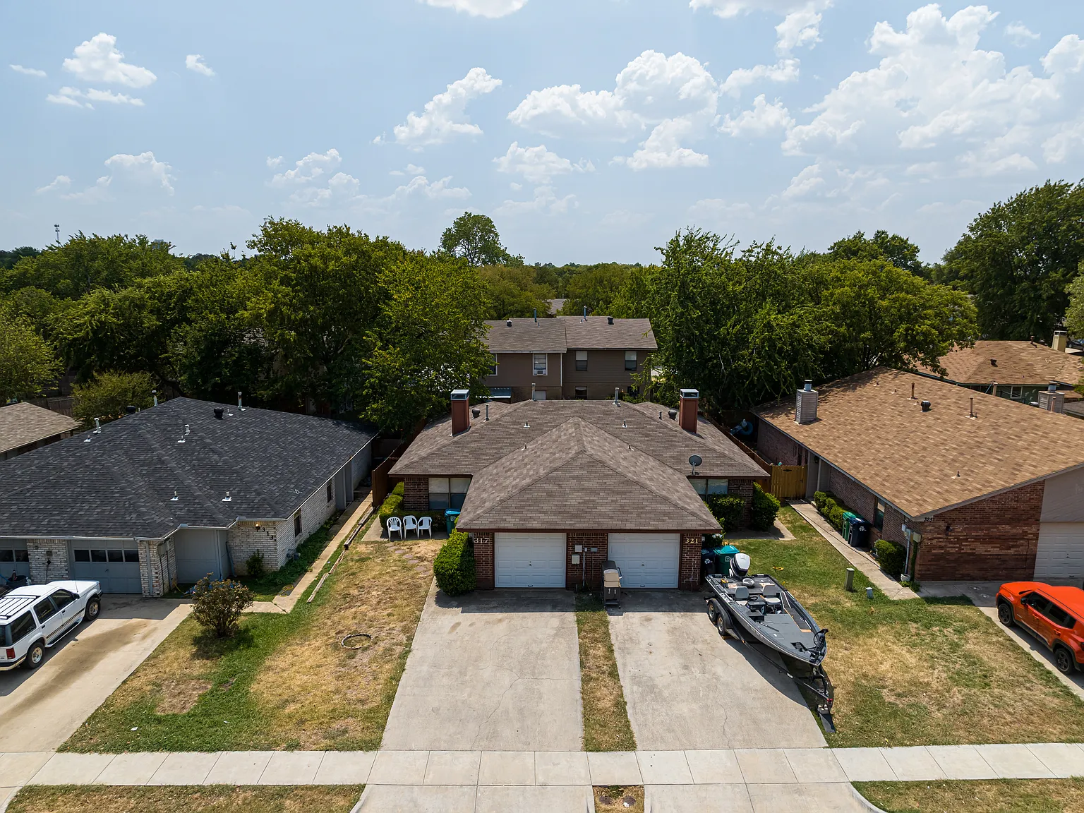 2 bed, 948 sqft, $1,400 — Photo 1