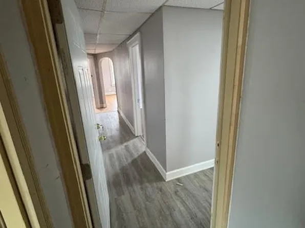 945 N Memorial Dr, Racine, WI