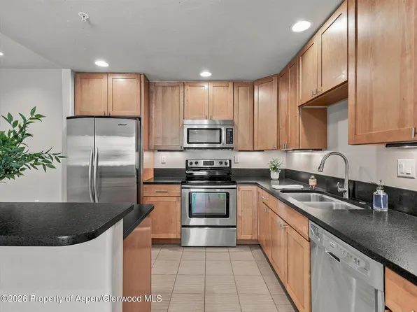 2701 Midland Ave Unit 1014, Glenwood Springs, CO 81601