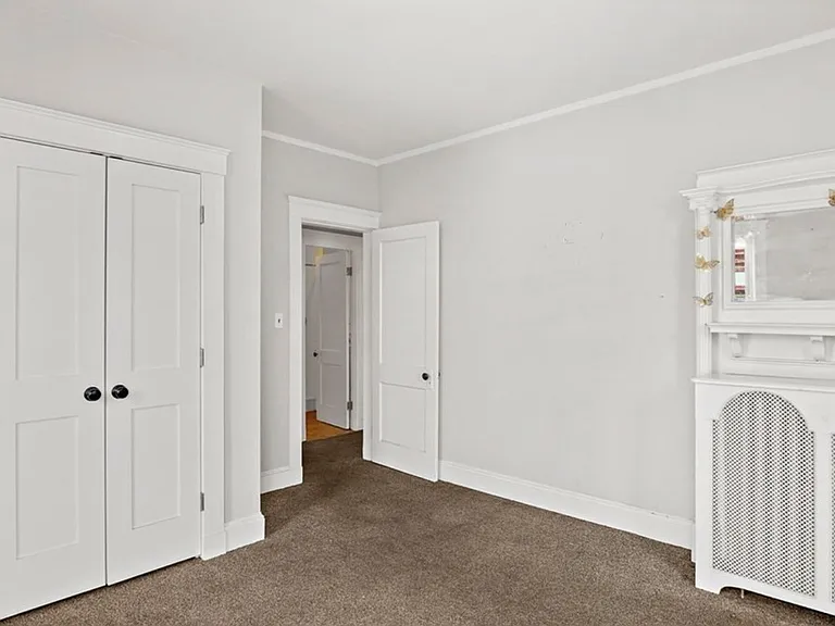 9 Sumner Sq #3 — Photo 3