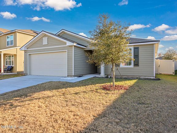3rd image of 2190 WILLOW SPRINGS Drive