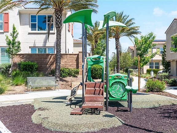 5th image of 7155 Citrus Ave #137