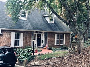 106 Bobolink Dr, Seneca, SC 29672