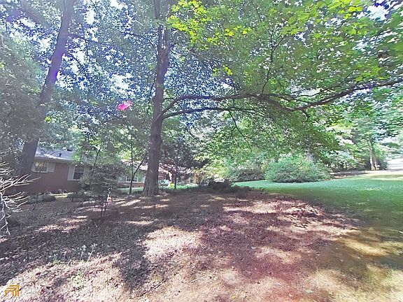 2nd image of 760 Shipp Cir NW