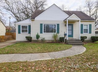 954 40th St SW, Wyoming, MI 49509