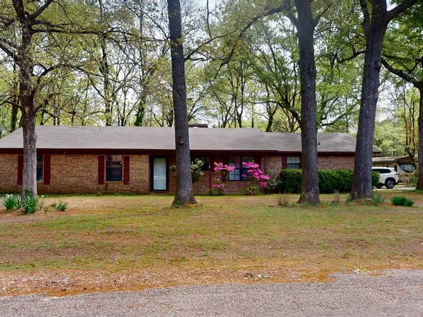 317 Ward St, Maud, TX 75567