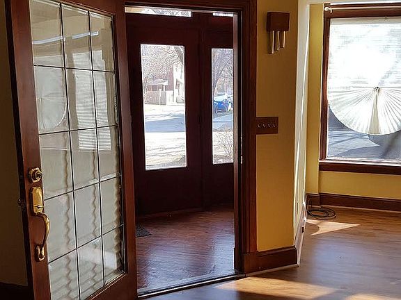 Entry Vestibule Apt. 1