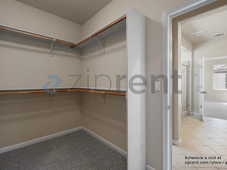 5023 Queensbury Way — Photo 32