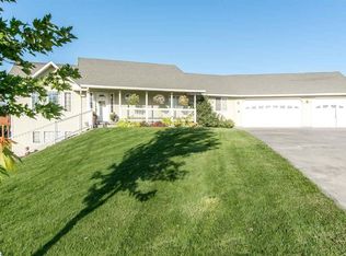 3500 Clearlake Ct, West Richland, WA 99353