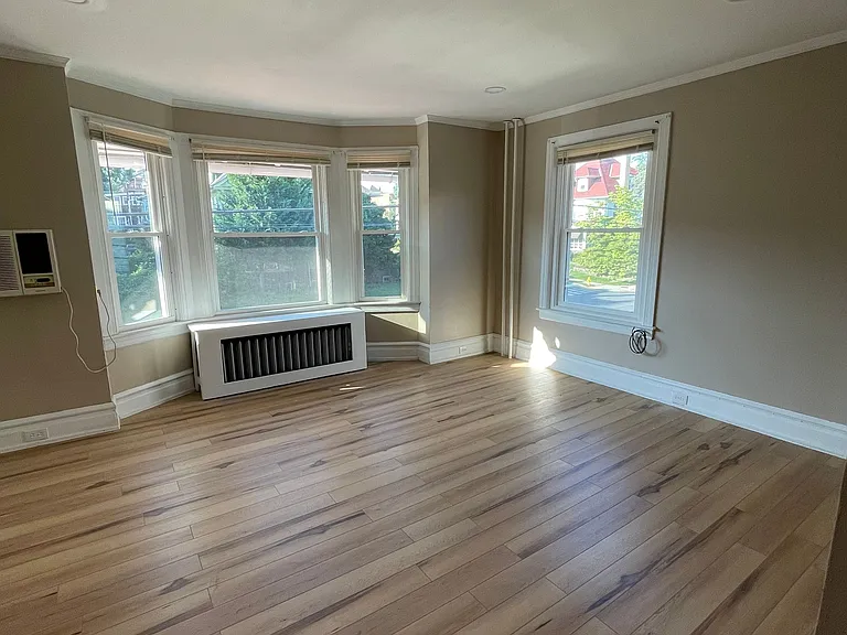 1610 W Walnut St #2 — Photo 10