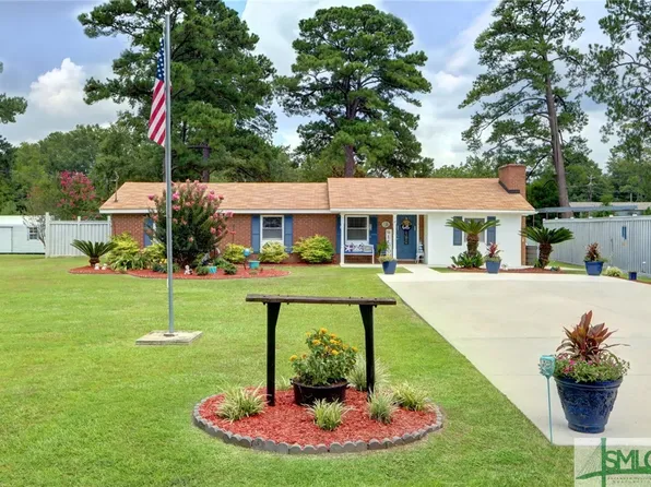 12 Walnut Street, Bloomingdale, GA 31302