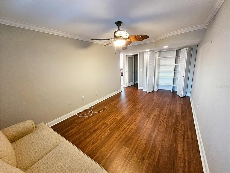 6020 Shore Blvd S #701 — Photo 29