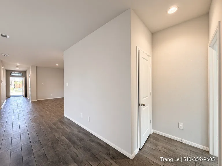 8636 Centerboard Ln — Photo 18
