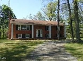 927 Thatcher Rd, Martinsburg, WV 25403