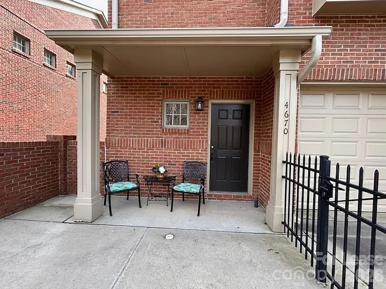 4670 Dabney Vigor Dr — Photo 12