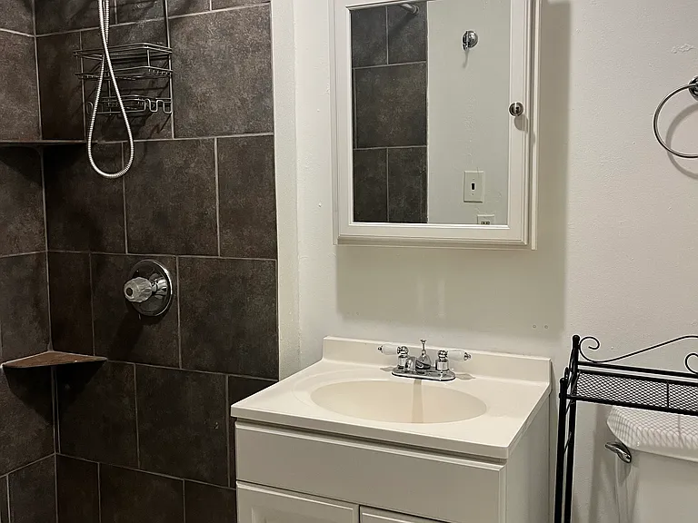 929 N Calvert St #2 — Photo 8