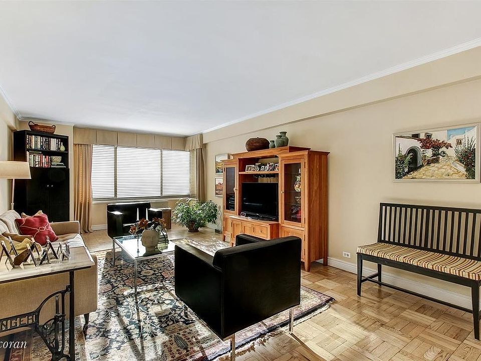 1st image of 10 E End Ave APT 12A