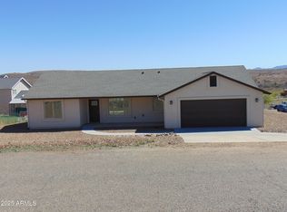 17707 E Jackrabbit Rd, Mayer, AZ 86333