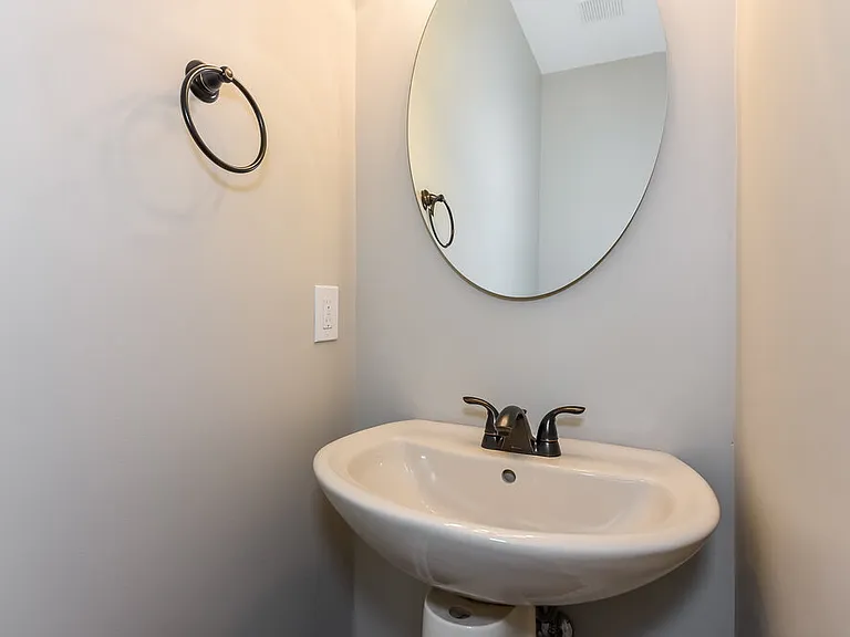 4340 Cambridge Dr — Photo 10