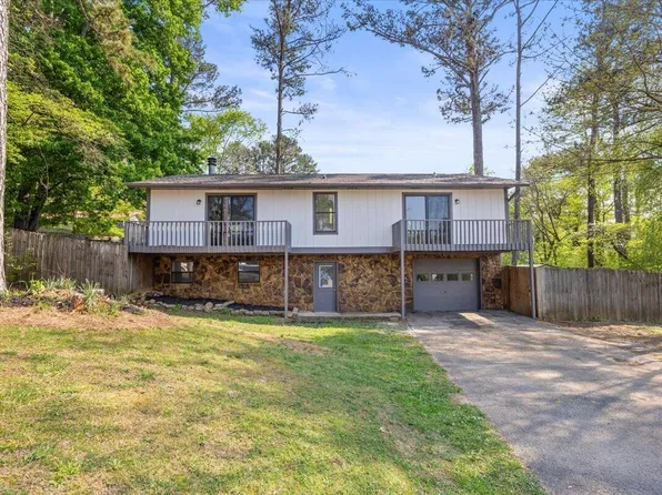 8 Stonecrest Dr, Ringgold, GA 30736