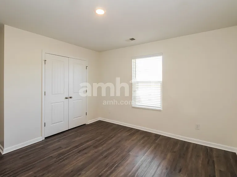 1351 John Swann St — Photo 15