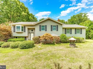 1021 Mary Cir, Huntingtown, MD 20639