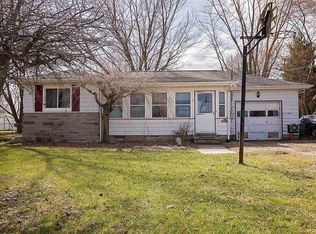 15914 Darrow Rd, Vermilion, OH 44089