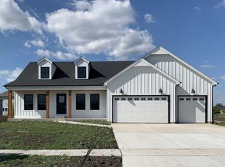475 Deerfield Dr, Oswego, IL