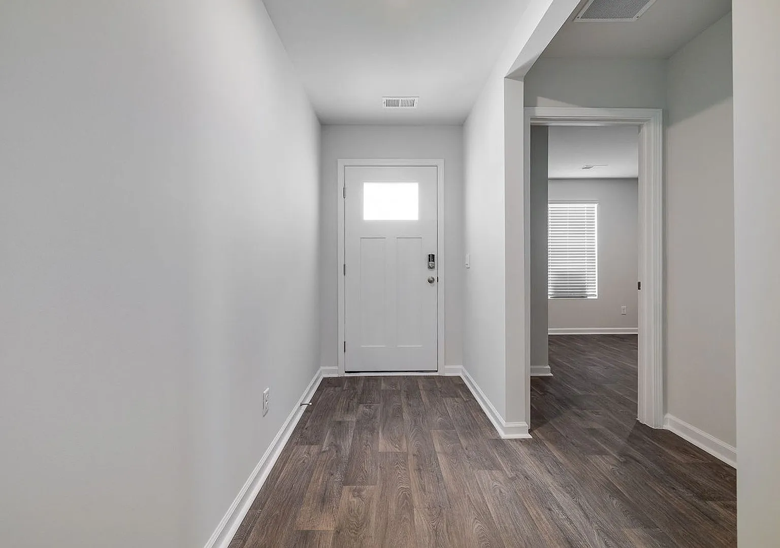 Like-New 3BR/2BA Home with 2-Car Garage in Longleaf Village — Photo 2