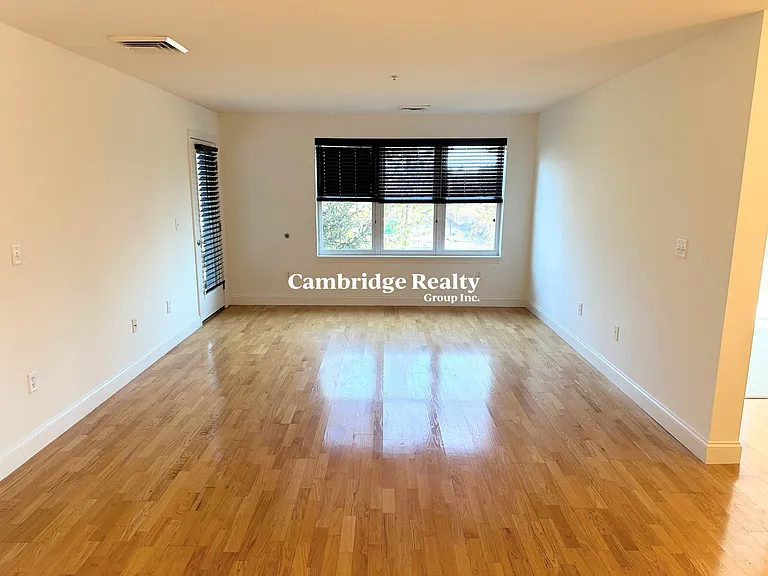 318 Rindge Ave #216 — Photo 4