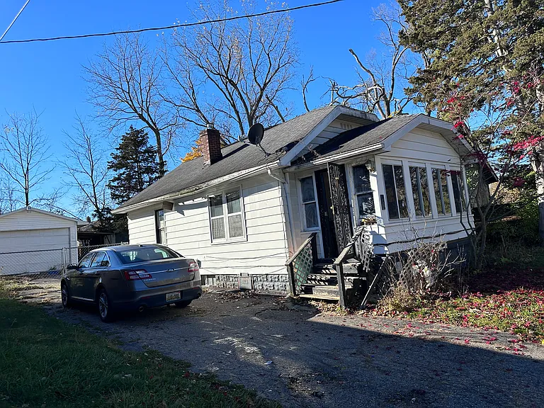 406 E Piper Ave — Photo 10