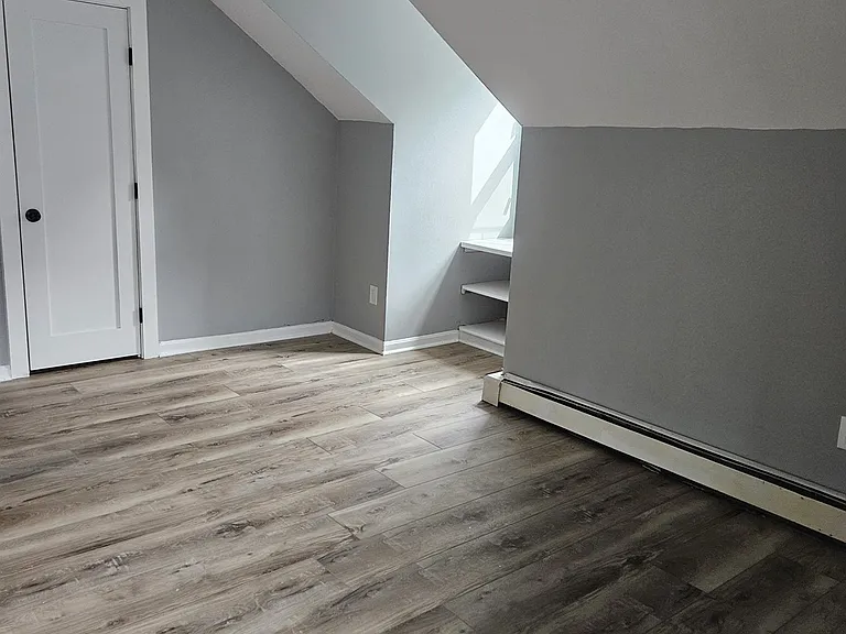 14 Hillside St #3 — Photo 14