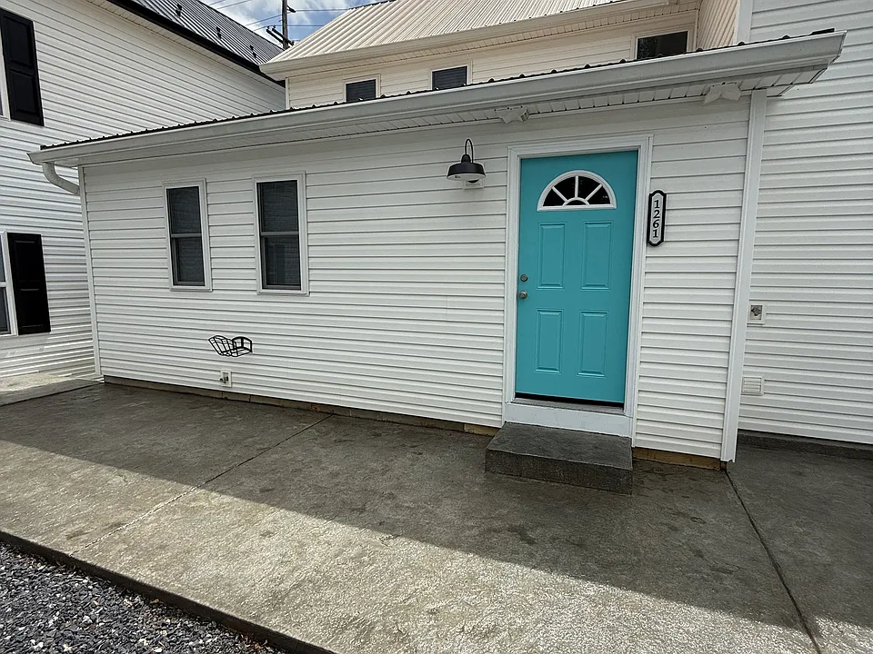 1261 Hammonds Mill Rd #1261