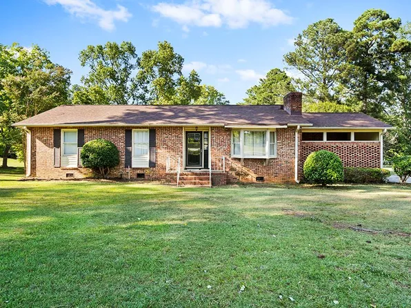 1112 Old Abbeville Hwy, Greenwood, SC 29649