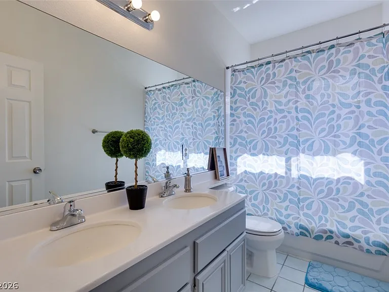 7886 Blue Brook Dr — Photo 18