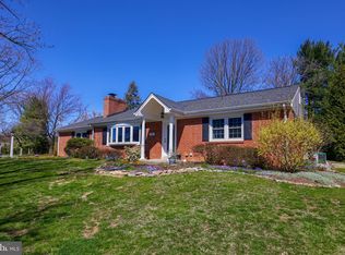 142 Saint Thomas Rd, Lancaster, PA 17601