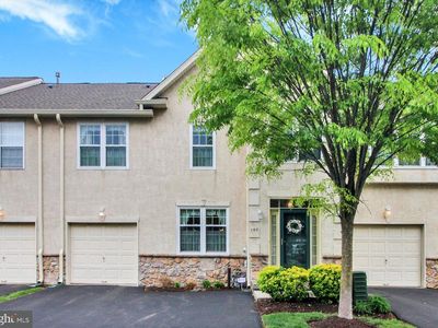 107 Castle Dr, North Wales, PA, 19454