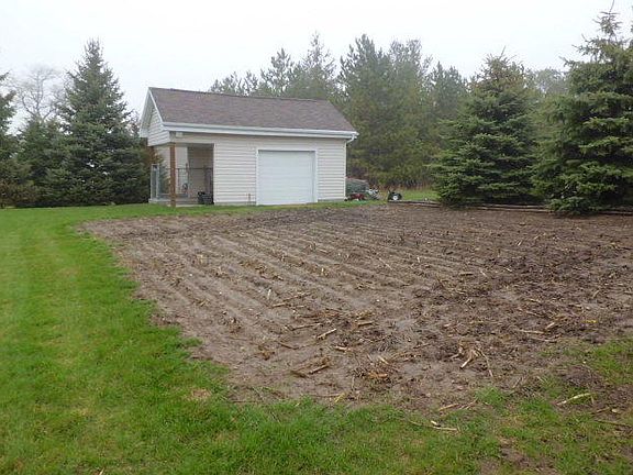 5th image of N5693 Kathryn Dr