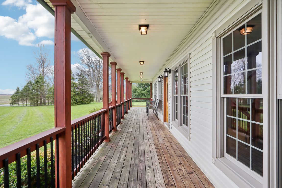 W Briarwood Rd-1804-005