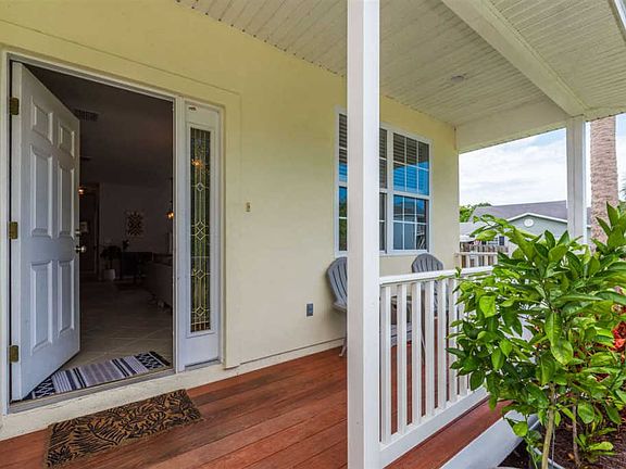4th image of 214 Cabeza St